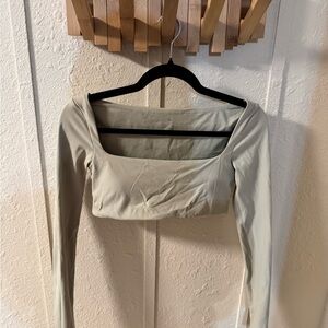 FREEDOM SCOOP LONG SLEEVE CROP